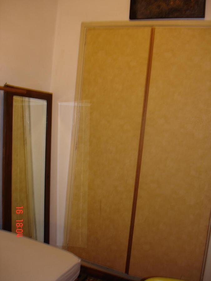Room For Rent In Rome Trastevere 外观 照片